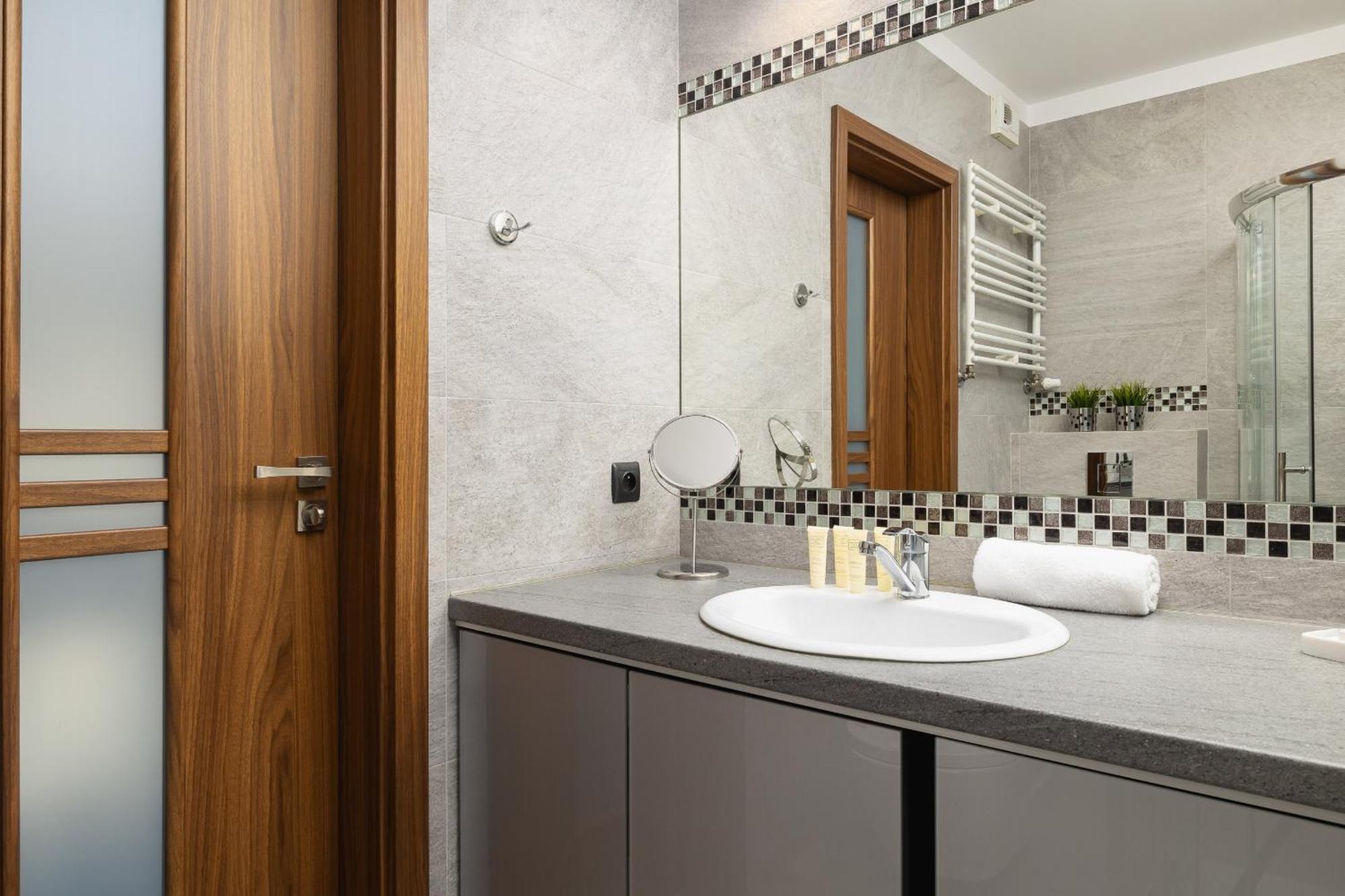 Apartment W Spokojnej Okolicy Z Parkingiem By Renters *